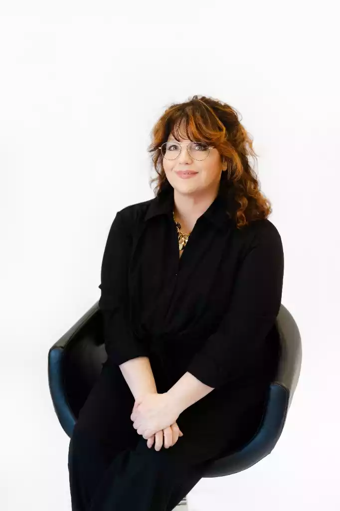 Lorie — Stylist at Maxima Hair